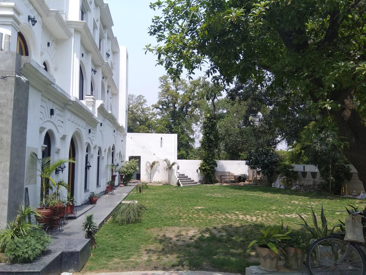Hotel Kings Retreat Patiāla Buitenkant foto